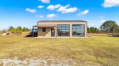 Shop with apartment inside