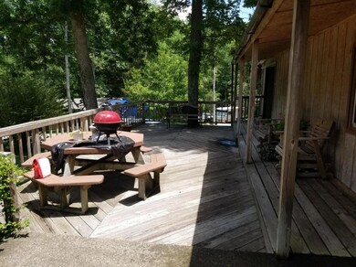 240 Walker Dr, Burnside, KY 42519 - photo 5