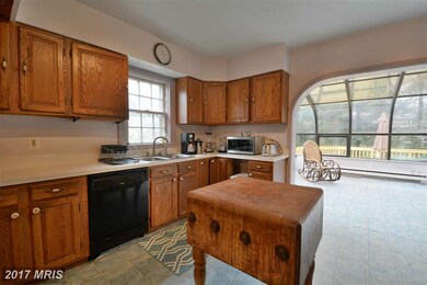 2834 Cleave Dr, Falls Church, VA 22042 - photo 7