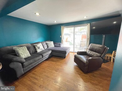 19451 Zinnia Cir, Germantown, MD 20876 - photo 6