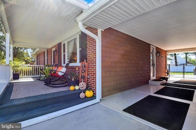 2116 Paddock Ln, Finksburg, MD 21048 - photo 2