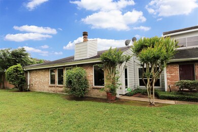 7862 Green Lawn Dr unit 7862, Houston, TX 77088 - photo 4