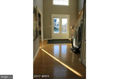 807 Colette Ct, Odenton, MD 21113 - photo 3