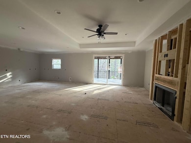 157 Natchez Cir, Crossville, TN 38558 - photo 5