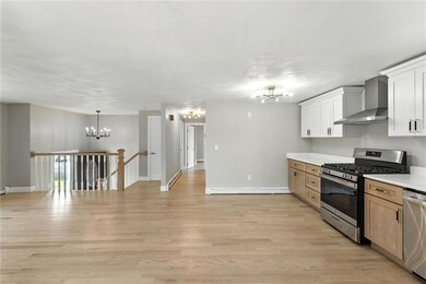 73 Ormsby Ave, Warwick, RI 02886 - photo 6