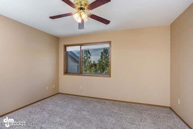 1265 Norman St Unit 12-small-008-Master