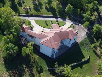 97 Hunters Glenn Ct, Kimberling City, MO 65686 - photo 4