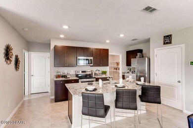6 dining room_kitchen