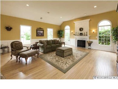 22 Driftwood Ln, Colts Neck, NJ 07722 - photo 5