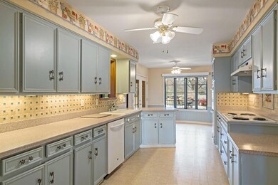 Roomy enough for the whole family to cook together