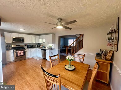 2409 Warm Spring Way, Odenton, MD 21113 - photo 6