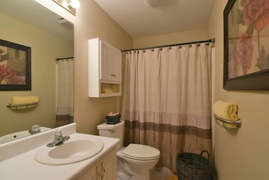 3125 Wax Myrtle Ln, Albany, GA 31721 - photo 5