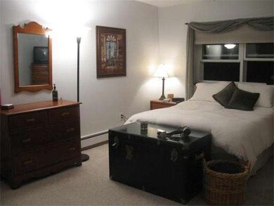 79 Walnut St unit 12, Newtonville, MA 02460 - photo 5