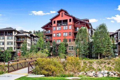Founders Pointe