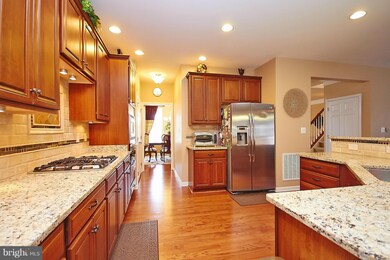 25103 Riding Center Dr, Chantilly, VA 20152 - photo 5