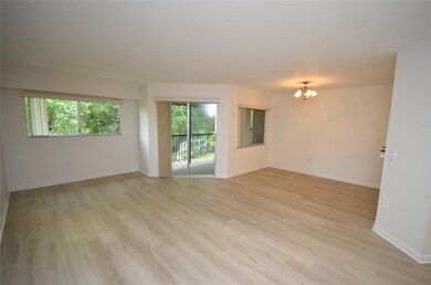 801 SW 138th Ave unit E402, Pembroke Pines, FL 33027 - photo 5