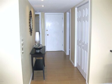 14028 N Palm Ridge Dr W, Sun City, AZ 85351 - photo 4