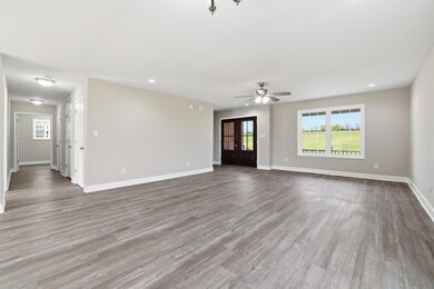 3024 Thorntree Ln, Lawrenceburg, KY 40342 - photo 6