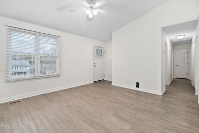2-web-or-mls-117-abercrombie-rd