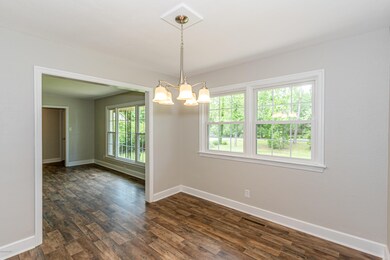 409 Country Club Dr, Jacksonville, NC 28546 - photo 7