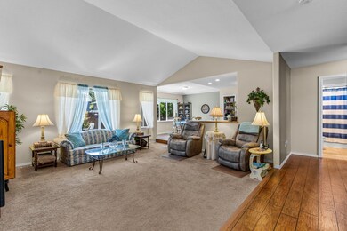 2116 NW Elm Ave, Redmond, OR 97756 - photo 5