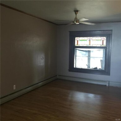 741 S 8th St, Allentown, PA 18103 - photo 2