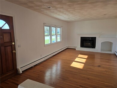 43 Meadowcrest Dr, Cumberland, RI 02864 - photo 6