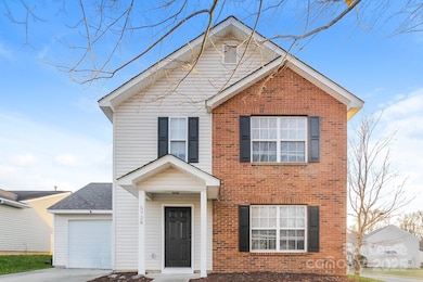 5728 Fairchase Ave, Charlotte, NC 28269 - photo 2