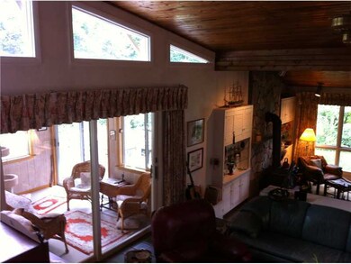 7 Hughes Dr, Greenville, RI 02828 - photo 3