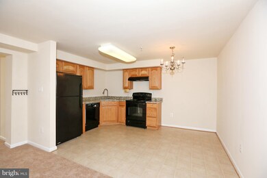 23129 Roberts Tavern Dr, Clarksburg, MD 20871 - photo 4