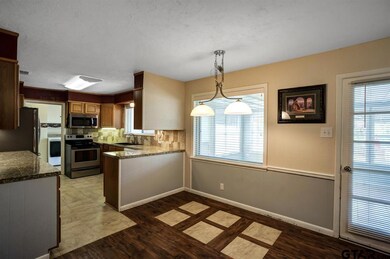 3313 Brookside Dr, Tyler, TX 75701 - photo 6