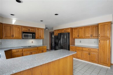 100 Joseph Ct, Warwick, RI 02886 - photo 4