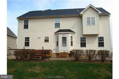 4157 Daylily Dr, Owings Mills, MD 21117 - photo 2