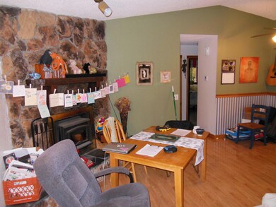 Lower Living Room3