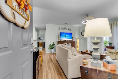 CREM - 2011 N Hwy 17 Unit 1300C-5