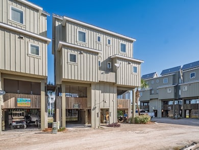 400 Pirates Landing Dr, Carrabelle, FL 32322 - photo 3