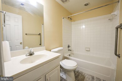 12516 Erroll Ln, Bristow, VA 20136 - photo 7