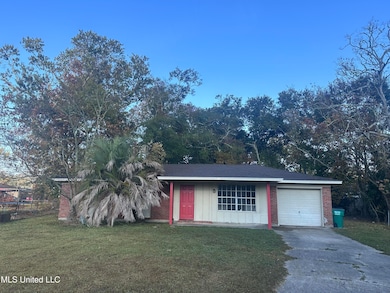 5013 Cambridge Dr, Pascagoula, MS 39581 - photo 2