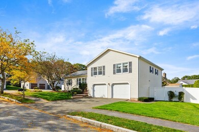 17 Janet Ln, Peabody, MA 01960 - photo 2