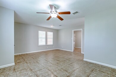 535 Plymouth St, Houston, TX 77022 - photo 7