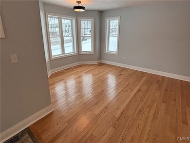 105 Bryant Ave, Syracuse, NY 13204 - photo 4