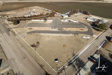 414 N Main St, Lucas, KS 67648 - photo 4