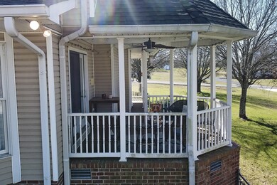 105 Redbud Dr, Shelbyville, TN 37160 - photo 6