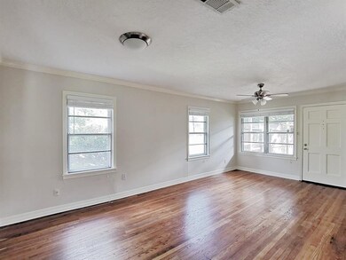 3921 Ella Blvd, Houston, TX 77018 - photo 6