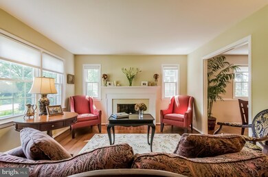 919 Croton Dr, Alexandria, VA 22308 - photo 2