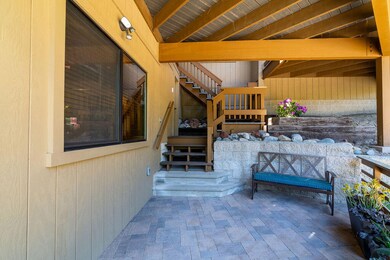 53225ForestLakeDr-3