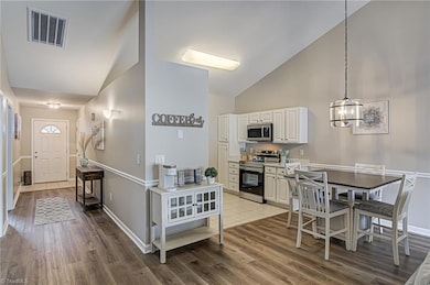 3915 Creekside Ct, Winston Salem, NC 27127 - photo 3