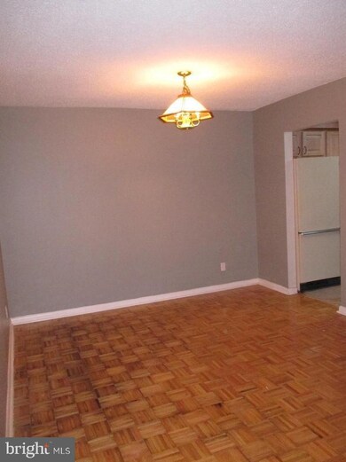 Racquet Club Condominium unit 1103, Hyattsville, MD 20783 - photo 6