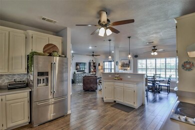 4421 Halo Ct, Granbury, TX 76049 - photo 7