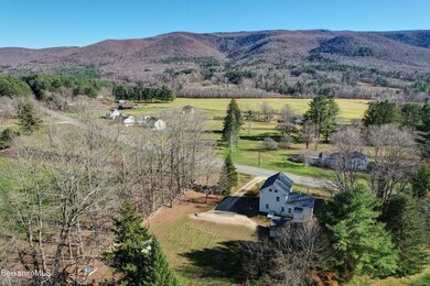 1635 Main Rd, Stamford, VT 05352 - photo 4